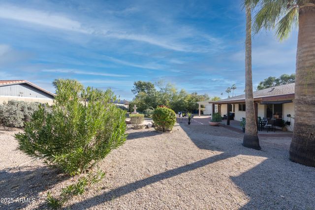 5728 E SHARON Drive, Scottsdale, AZ 85254