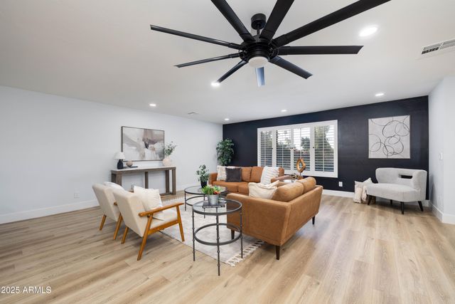 5728 E SHARON Drive, Scottsdale, AZ 85254