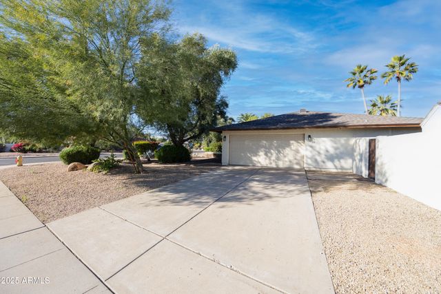 5728 E SHARON Drive, Scottsdale, AZ 85254