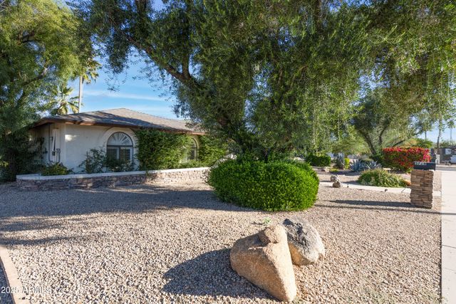 5728 E SHARON Drive, Scottsdale, AZ 85254