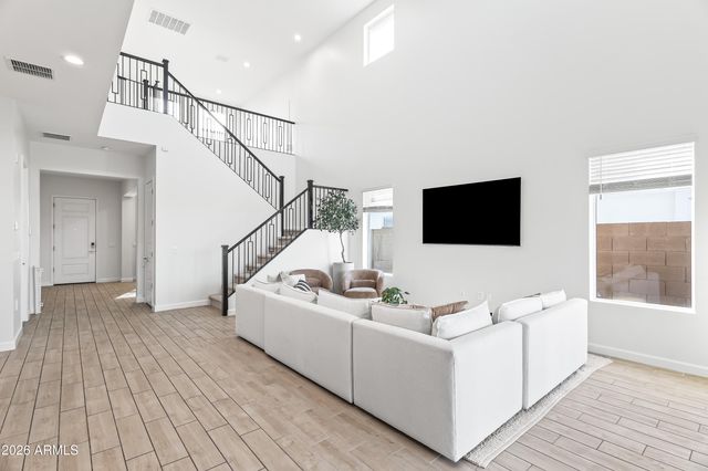 21324 N 60TH Place, Phoenix, AZ 85054