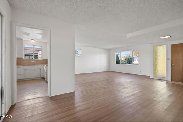 722 W Robert Avenue, Oxnard, CA 93030