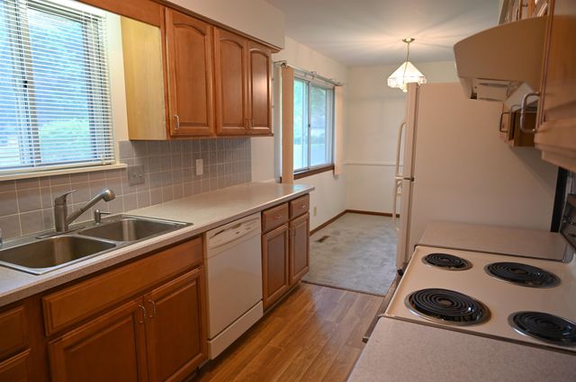 4205 Mckeith Road, Midland, MI 48642