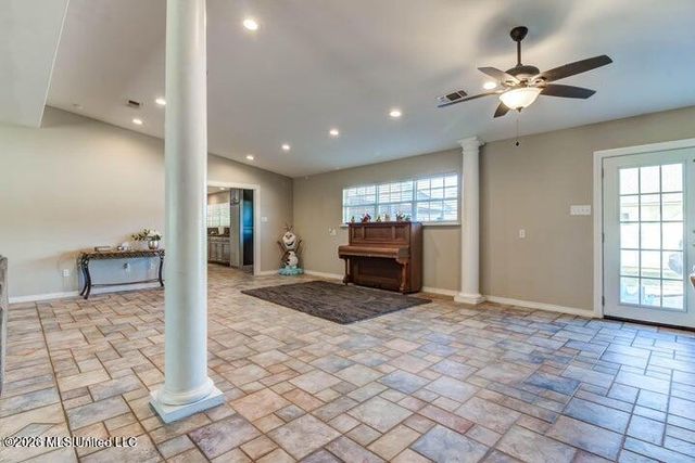 7079 Menge Avenue, Pass Christian, MS 39571