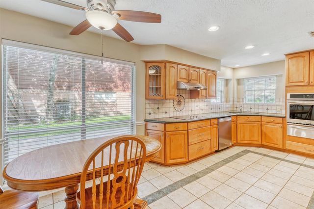 5315 Woodville Lane, Spring, TX 77379