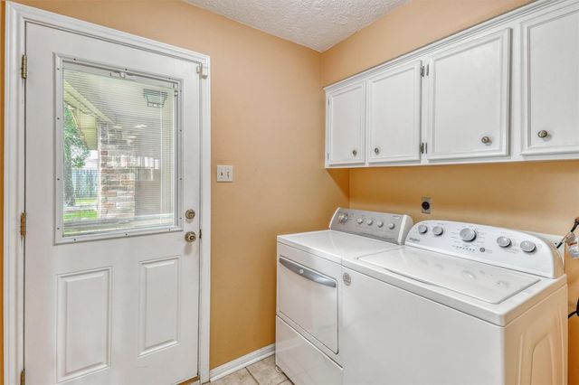 5315 Woodville Lane, Spring, TX 77379
