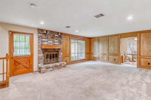 5315 Woodville Lane, Spring, TX 77379