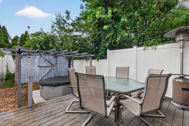 83 ZABRISKIE AVE, Bayonne, NJ 07002
