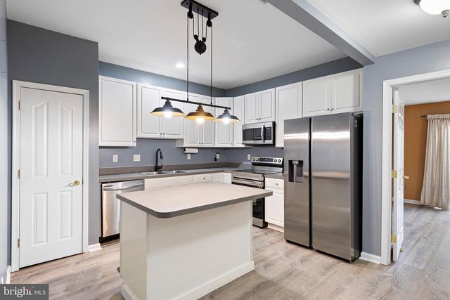 221 GLADSTONE WAY, Bear, DE 19701