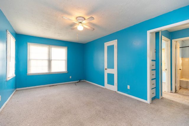 308 - 310 Russell Ave, Salina, KS 67401