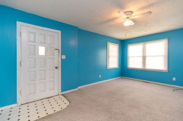 308 - 310 Russell Ave, Salina, KS 67401