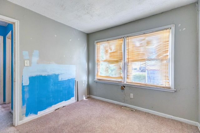 308 - 310 Russell Ave, Salina, KS 67401