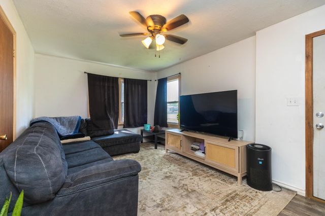 308 - 310 Russell Ave, Salina, KS 67401