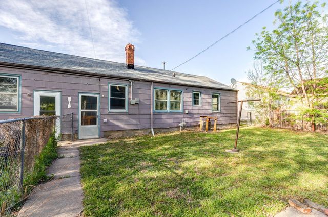 308 - 310 Russell Ave, Salina, KS 67401