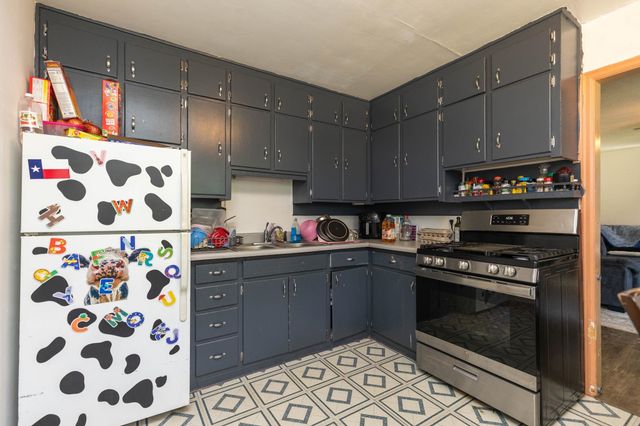 308 - 310 Russell Ave, Salina, KS 67401