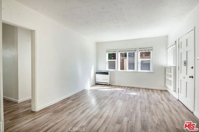 702 S Pacific Coast Highway B, Redondo Beach, CA 90277