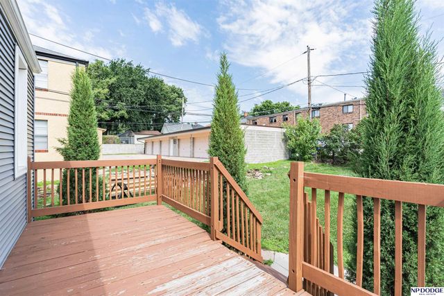 5012 Cass Street, Omaha, NE 68132