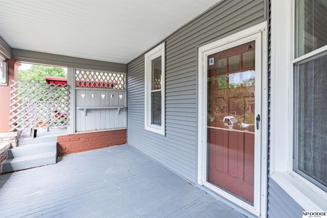 5012 Cass Street, Omaha, NE 68132