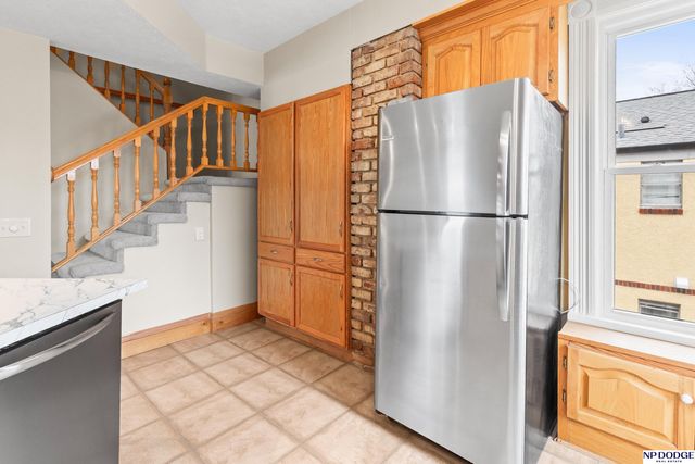 5012 Cass Street, Omaha, NE 68132