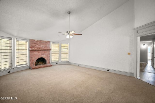 608 EL GUSTO Drive, El Paso, TX 79912
