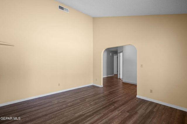 608 EL GUSTO Drive, El Paso, TX 79912