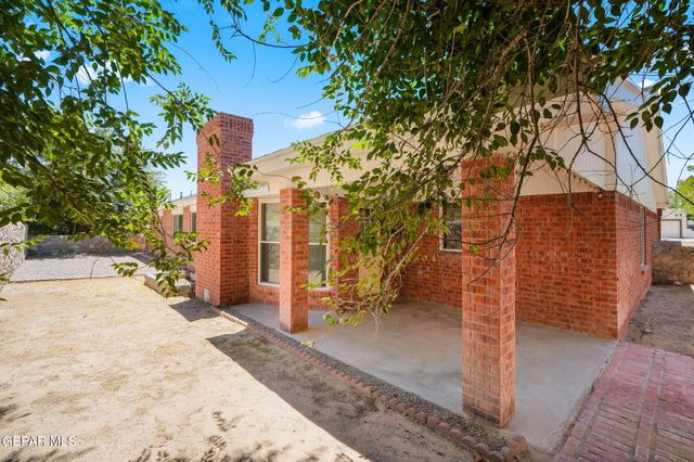 608 EL GUSTO Drive, El Paso, TX 79912