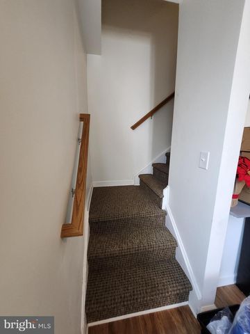 719 E TENTH ST, Wilmington, DE 19801