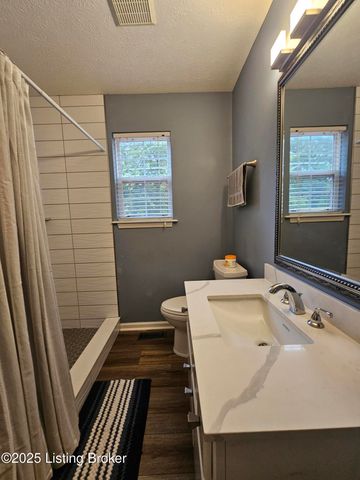 223 Woodfield Cir, Shelbyville, KY 40065