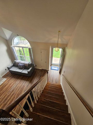 223 Woodfield Cir, Shelbyville, KY 40065