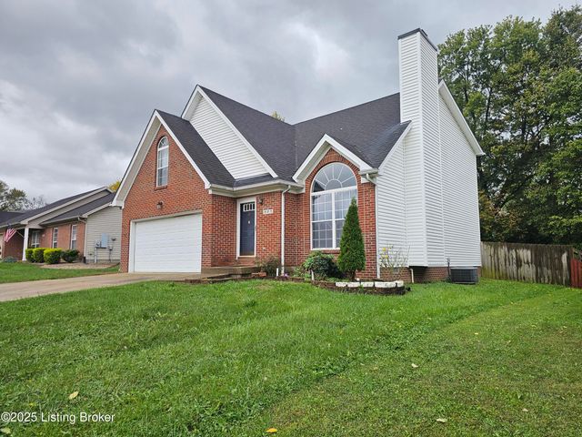 223 Woodfield Cir, Shelbyville, KY 40065