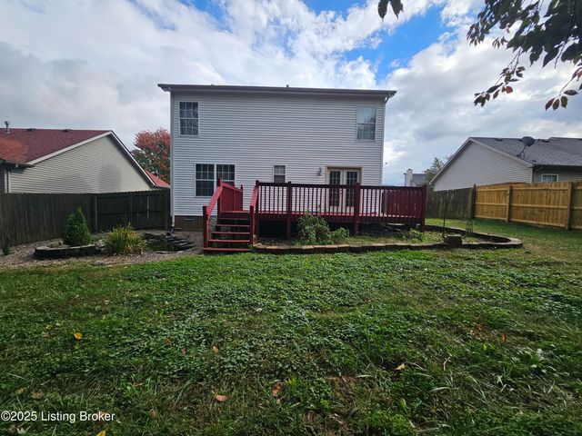 223 Woodfield Cir, Shelbyville, KY 40065