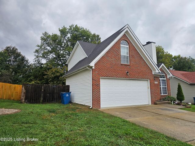 223 Woodfield Cir, Shelbyville, KY 40065