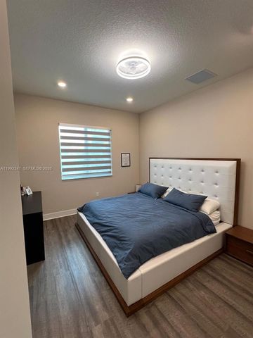 10355 NW 66th St 10355, Doral, FL 33178