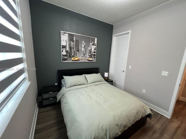 10355 NW 66th St 10355, Doral, FL 33178