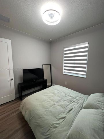 10355 NW 66th St 10355, Doral, FL 33178