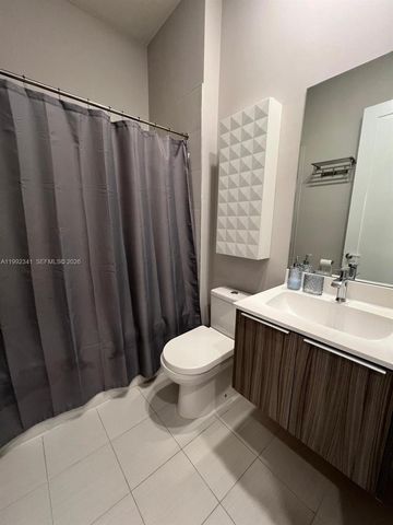 10355 NW 66th St 10355, Doral, FL 33178