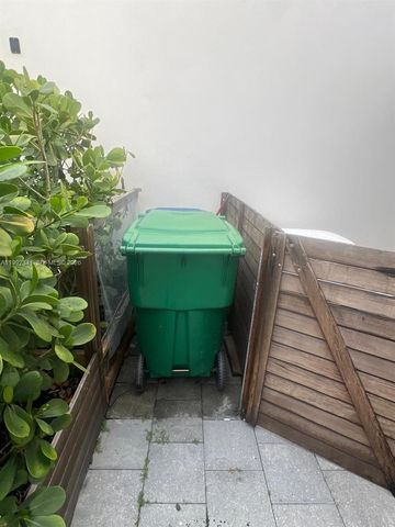 10355 NW 66th St 10355, Doral, FL 33178