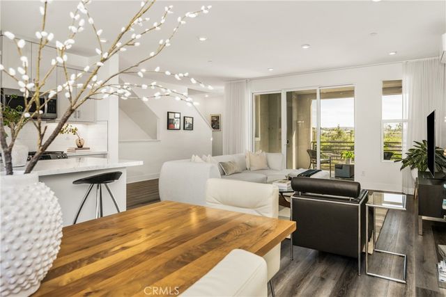 201 Lynx, Irvine, CA 92618
