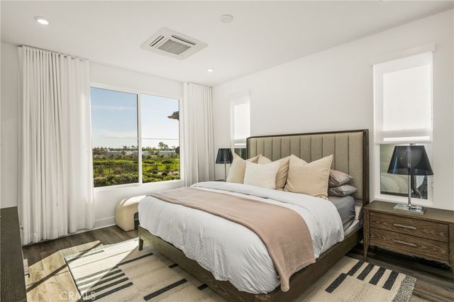 201 Lynx, Irvine, CA 92618