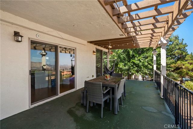 2638 W Victoria Drive, Alpine, CA 91901