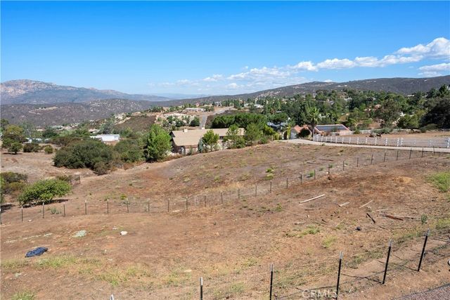 2638 W Victoria Drive, Alpine, CA 91901