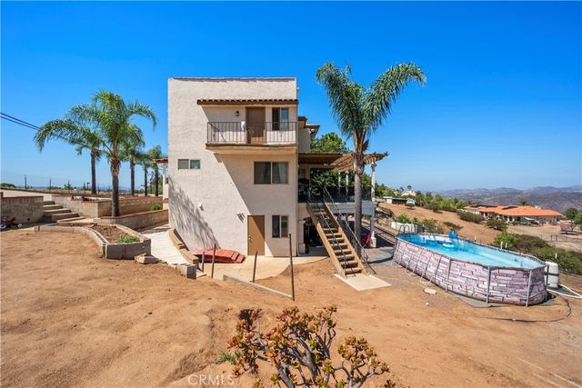 2638 W Victoria Drive, Alpine, CA 91901