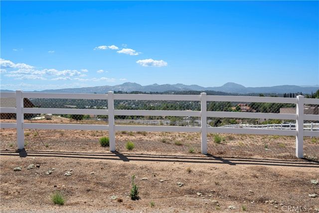 2638 W Victoria Drive, Alpine, CA 91901