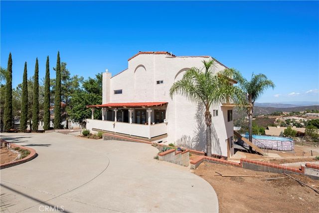 2638 W Victoria Drive, Alpine, CA 91901