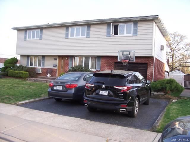 1053 Lorraine Drive, Franklin Square, NY 11010
