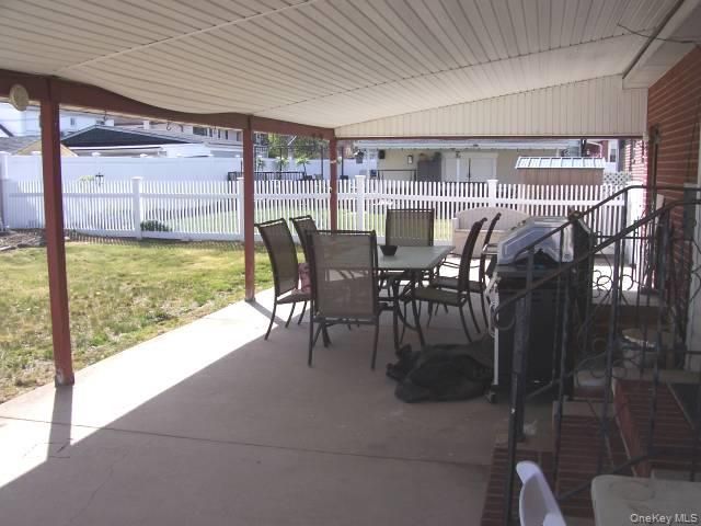 1053 Lorraine Drive, Franklin Square, NY 11010