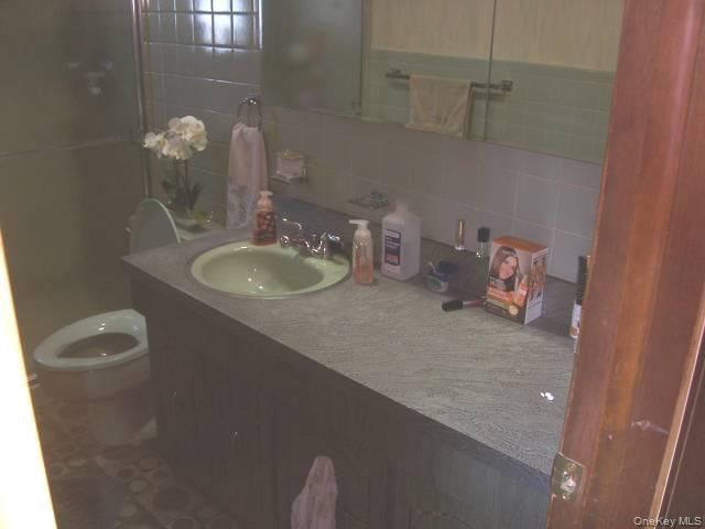 1053 Lorraine Drive, Franklin Square, NY 11010
