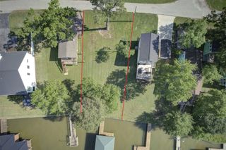 536 Dove Island Island, Livingston, TX 77351