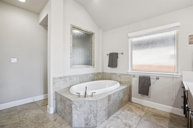 204 Miracle Rose WAY, Liberty Hill, TX 78642