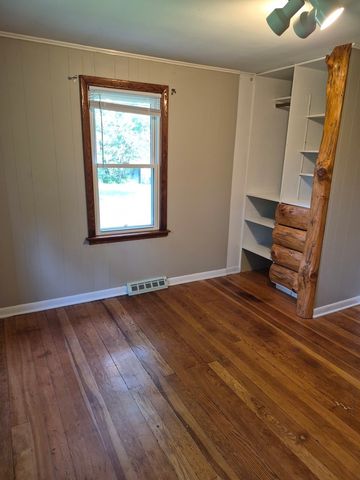 26467 W Grass Lake Road, Antioch, IL 60002